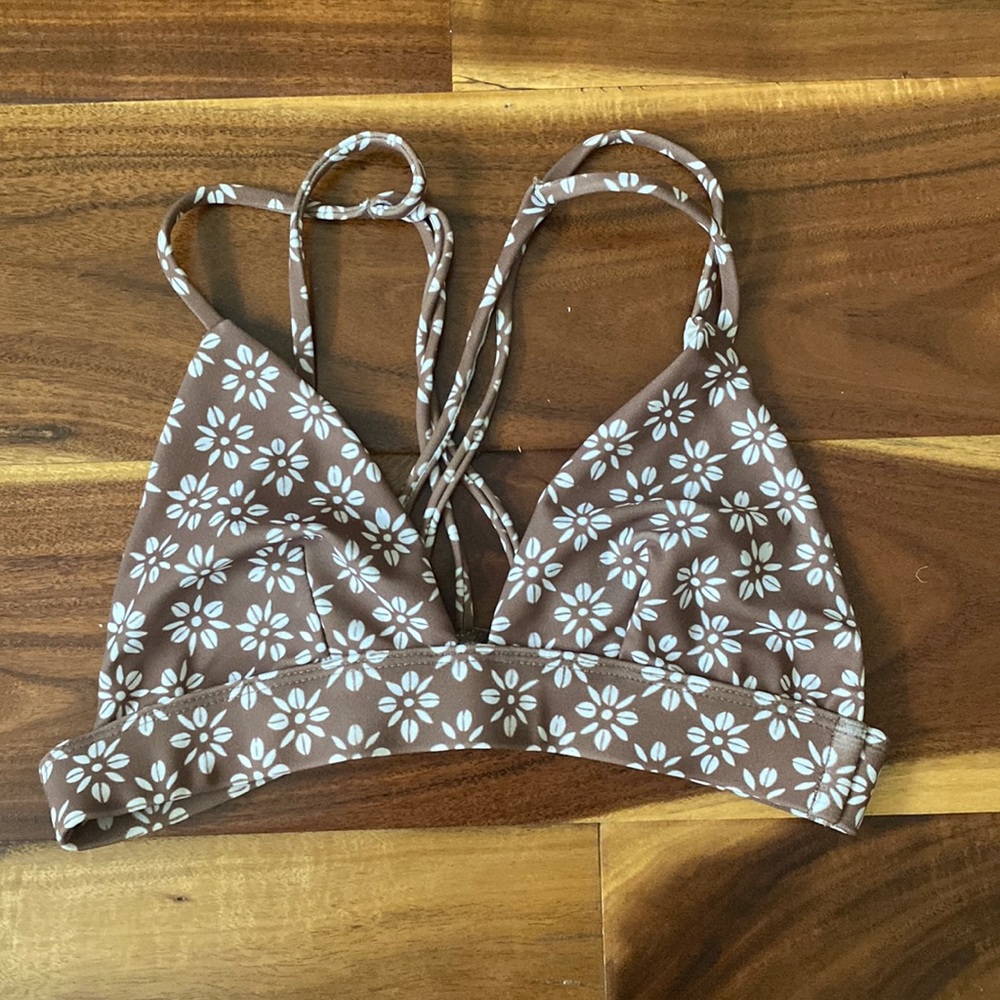 Acacia swimwear Awapui bikini top size P